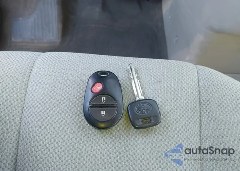 2014 Toyota Sienna L V6 7 Passenger z USA, uszkodzony, nr VIN 5TDZK3DC6ES429641